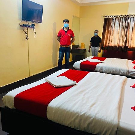Hotel The Avenue Gamharia Экстерьер фото