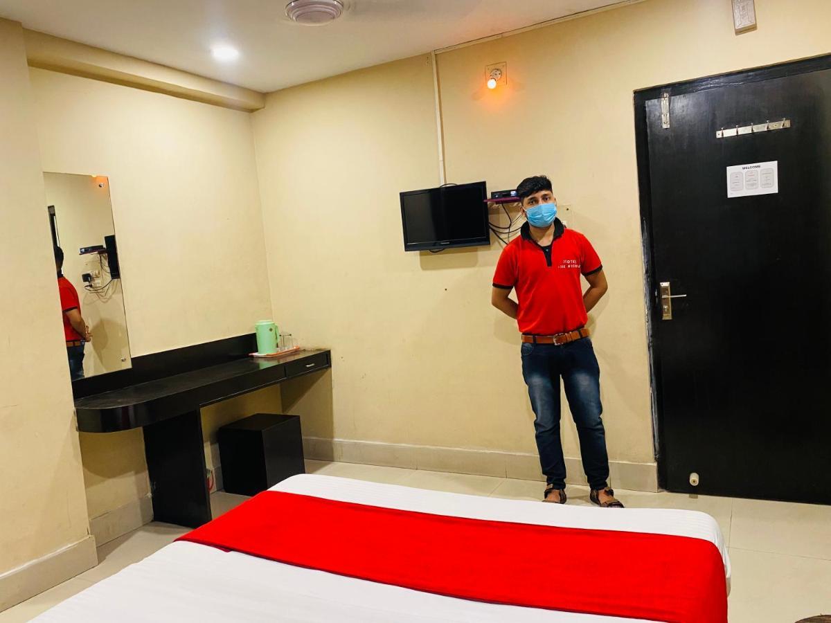 Hotel The Avenue Gamharia Экстерьер фото