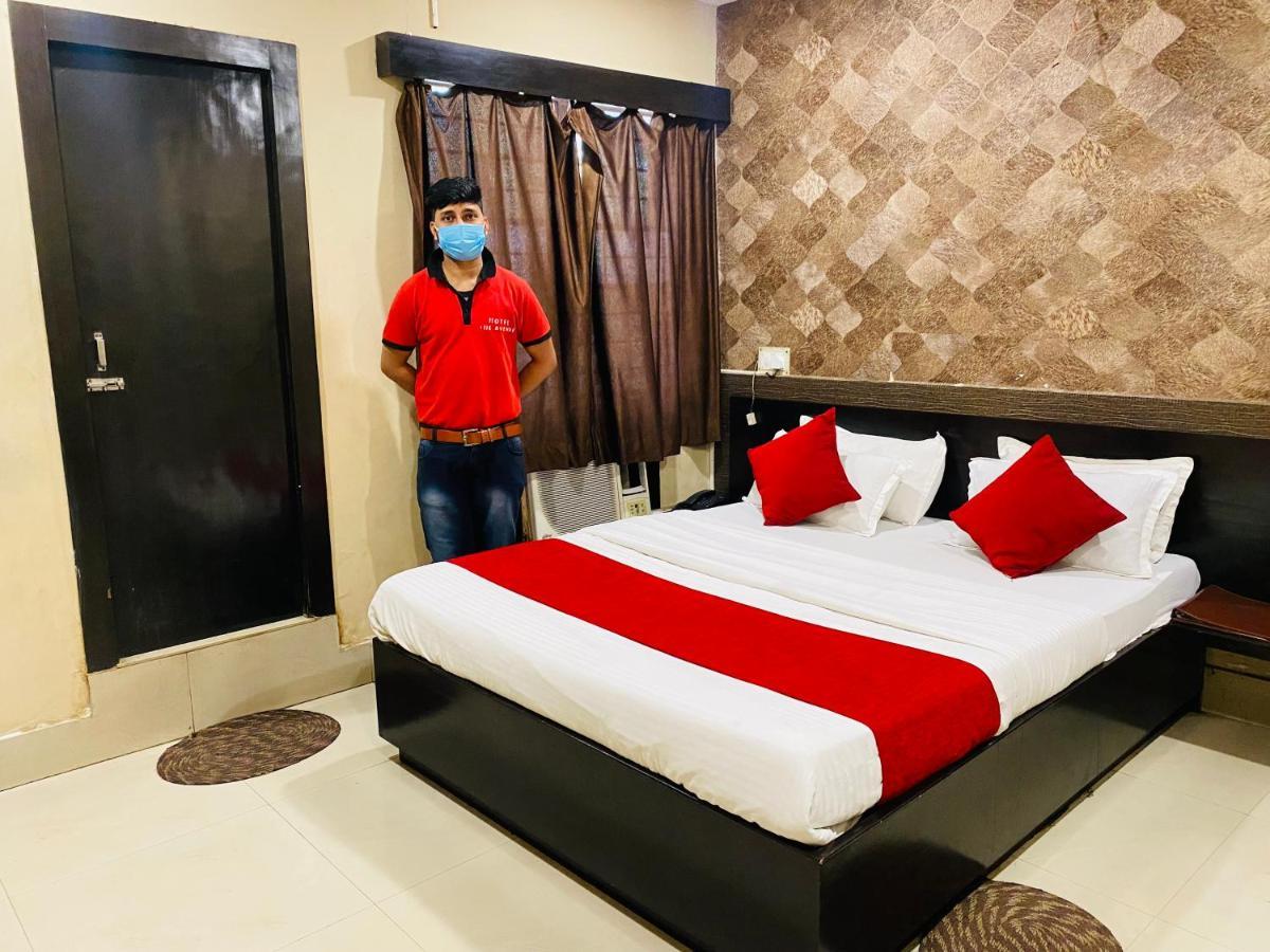 Hotel The Avenue Gamharia Экстерьер фото