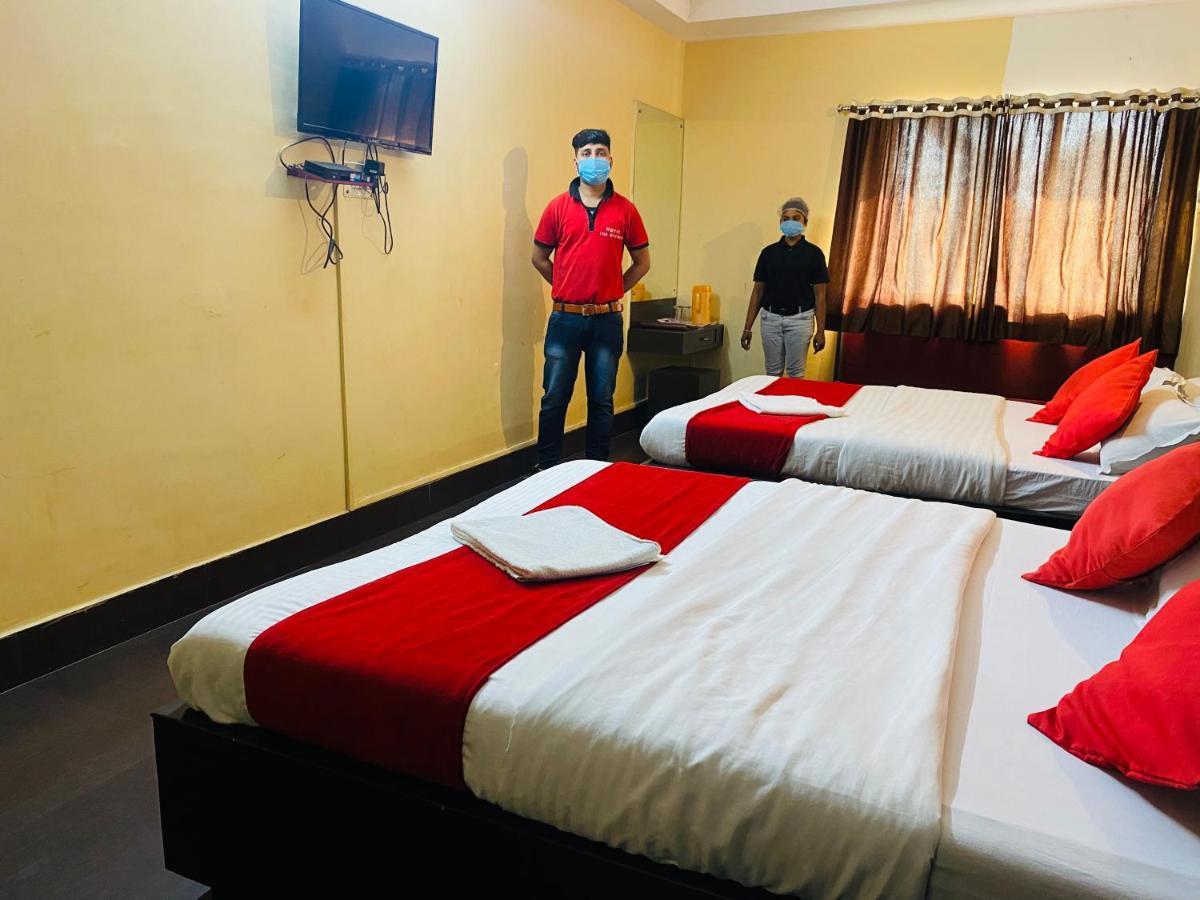 Hotel The Avenue Gamharia Экстерьер фото