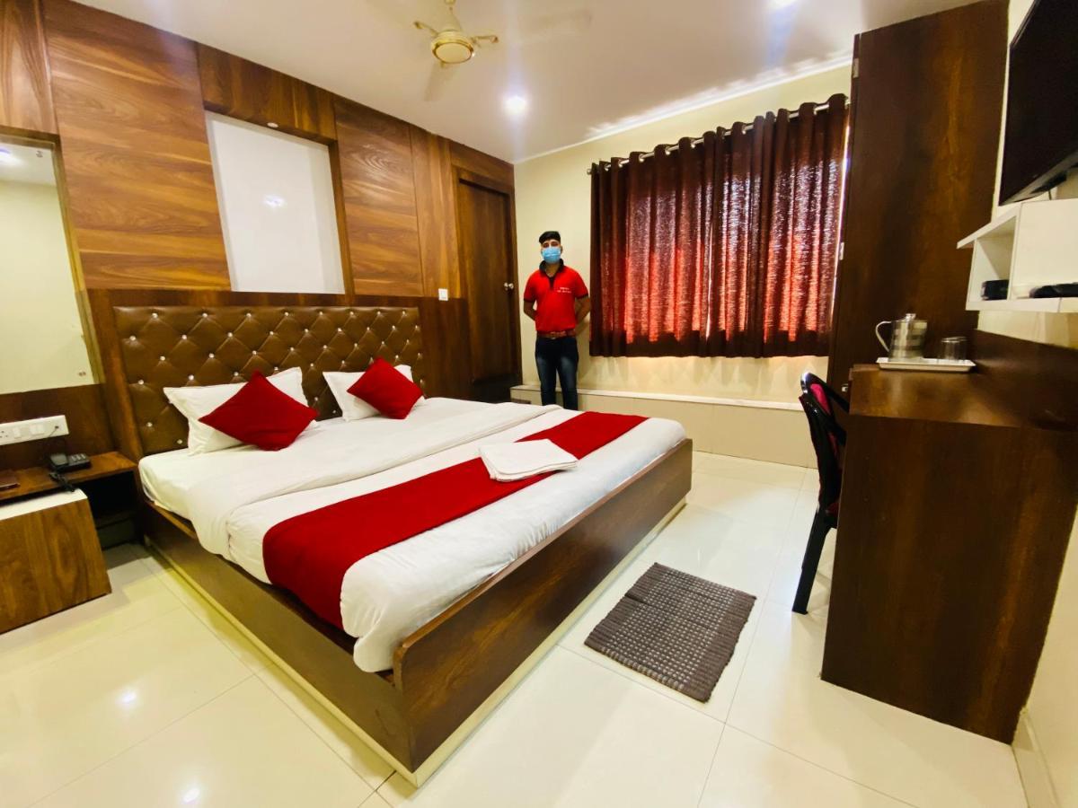 Hotel The Avenue Gamharia Экстерьер фото