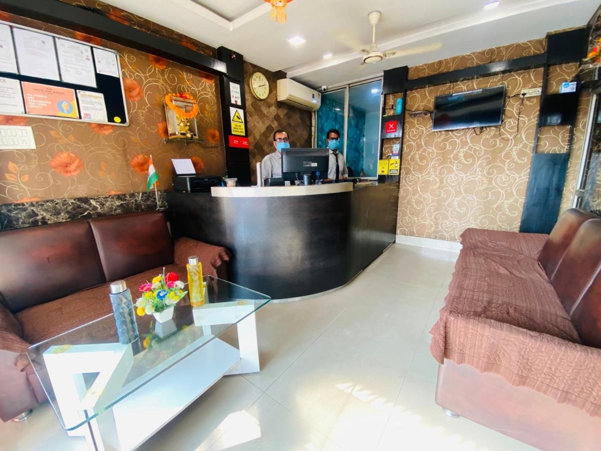 Hotel The Avenue Gamharia Экстерьер фото
