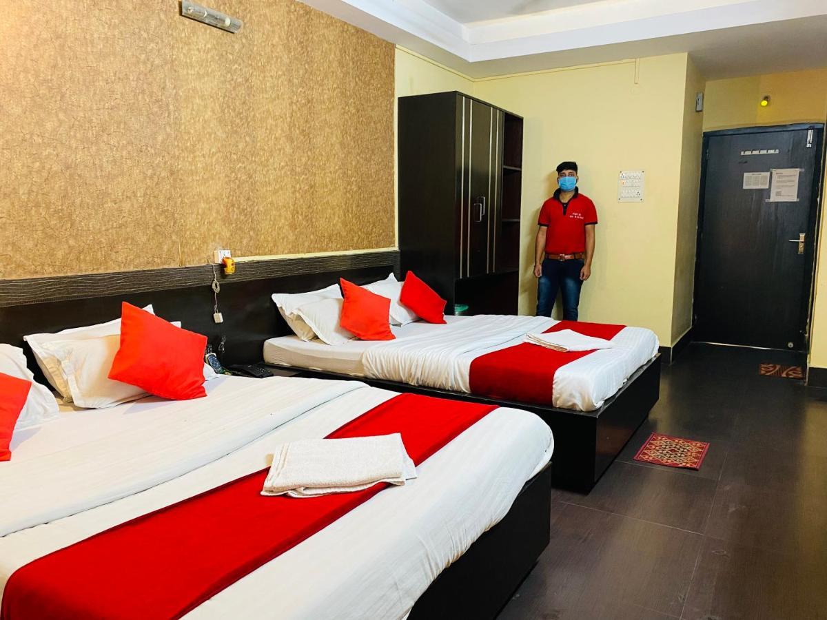 Hotel The Avenue Gamharia Экстерьер фото