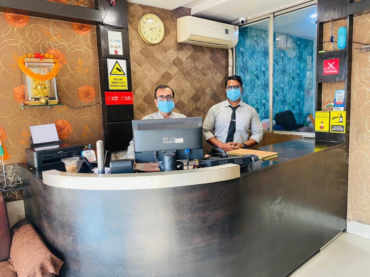 Hotel The Avenue Gamharia Экстерьер фото